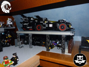 Batcave Lego MOC garage Batmobile Tumbler