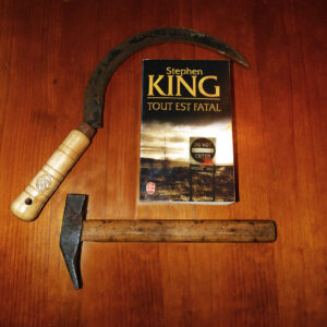 Couverture anthologie Tout est fatal Stephen King Le Livre de Poche