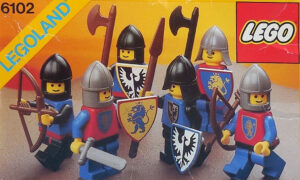 Legoland Castle minifigs figurines personnages 6102