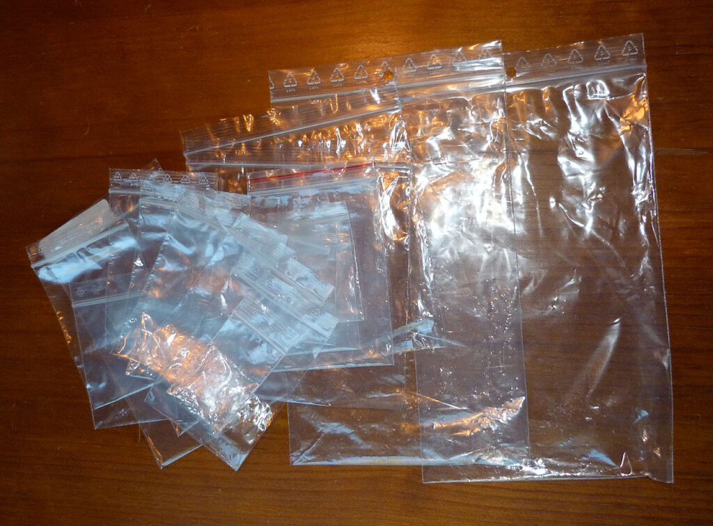 Sacs plastique à zip