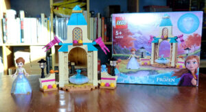 La cour du château d’Anna Lego Disney Frozen 43198