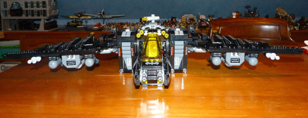 Batwing Lego vue de face