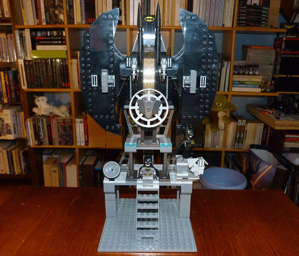 Batcave Lego plateforme Batwing