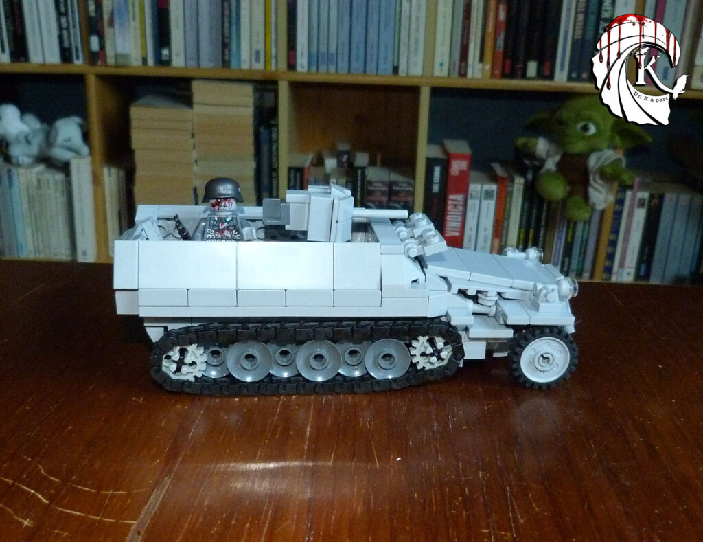 Semi-chenille Lego MOC Sd.Kfz. 251/10 Zombie Wehrmacht