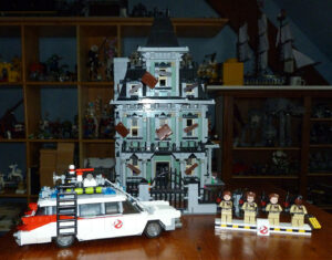 Lego Ghostbusters maison hantée Ecto-1