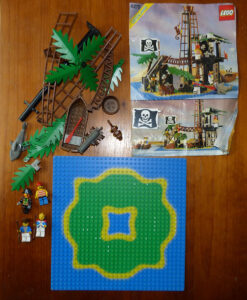 Forbidden Island Lego 6270