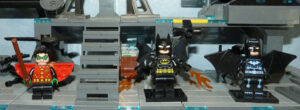 Batcave Lego plateforme Batman Robin helipack