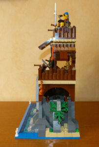 MOC Lego pirates vue latérale